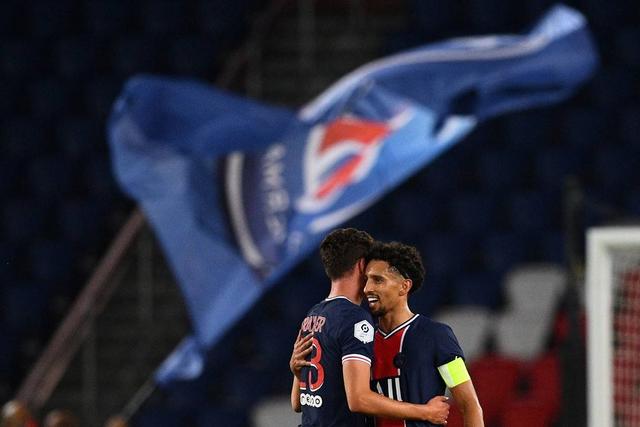 马尚30分亚当斯50+11+6 广东9连胜送福建6连败